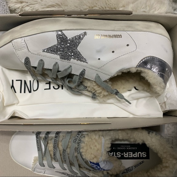 Golden Goose Super-Star Shearling Sneaker size 39 - Picture 3 of 4